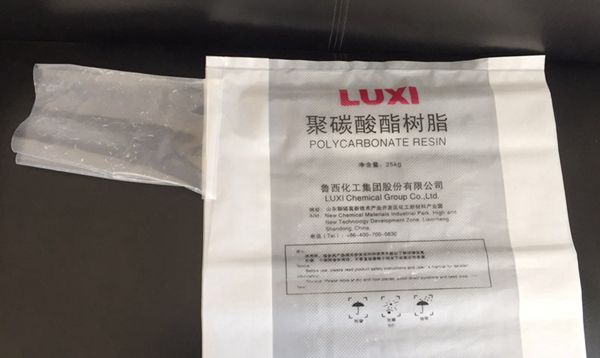 03_小.jpg 03_小.jpg